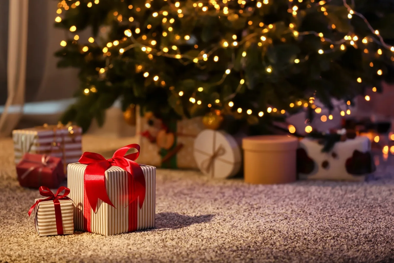 'Tis the season for giving
